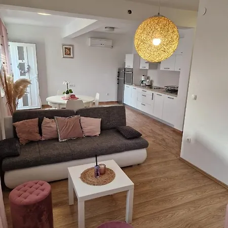 Dome Apartment *