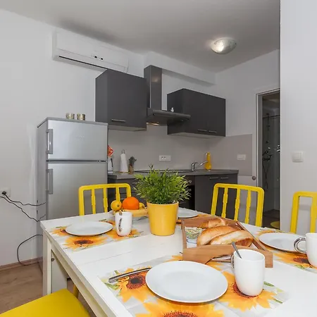 Dome Apartment *