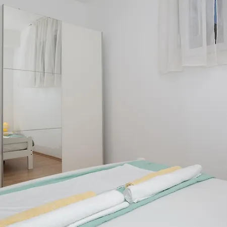 Dome Biograd Na Moru