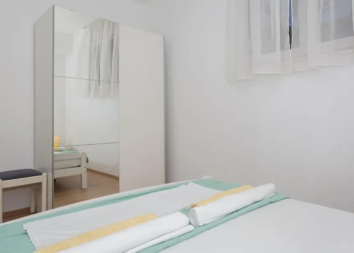 Dome Biograd Na Moru