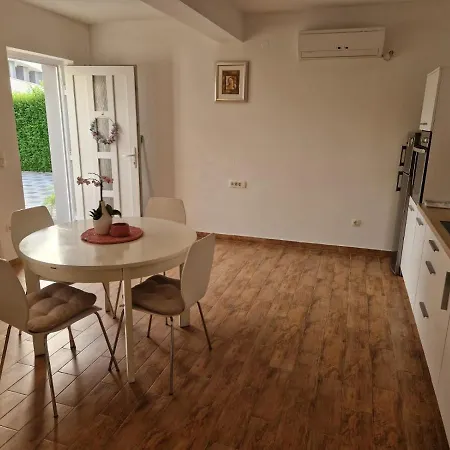 Dome Biograd Na Moru