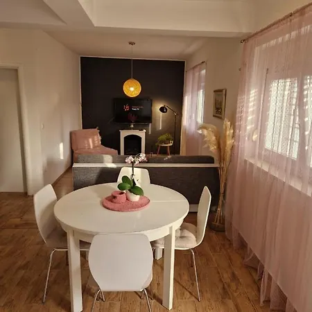 Dome Biograd Na Moru