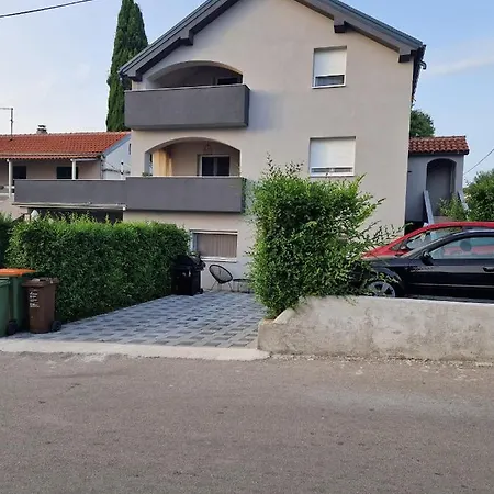 Dome Daire Biograd Na Moru