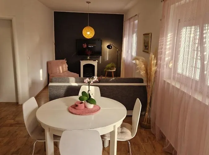 Dome Биоград-на-Мору